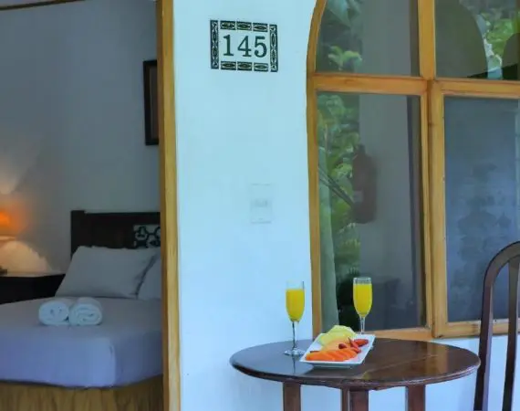 economy-room-7.jpg