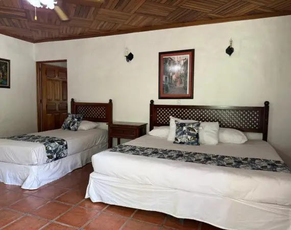 superior-room-2-1.jpg